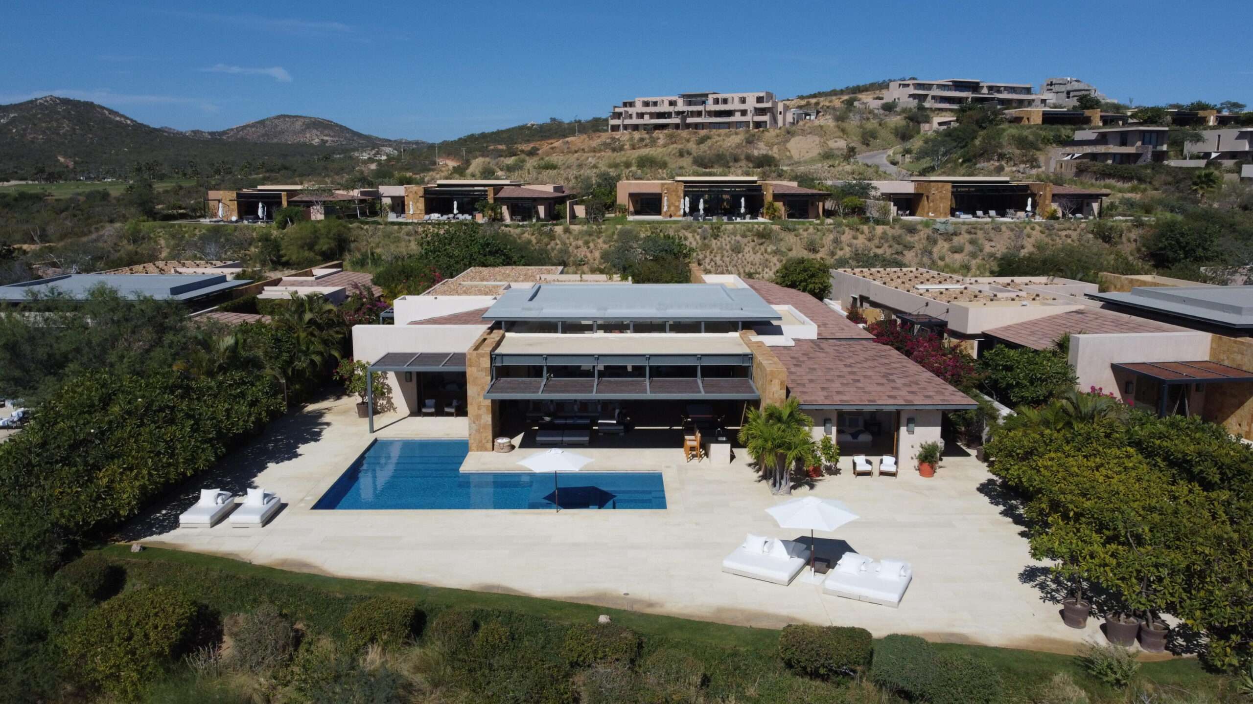 Cabo Luxury Cresta Del Mar Tucked away in the midst of San Lucas' corridor is the very exclusive private community of Cresta Del Mar. With very upscale homes of unique styles on large lots, CDM is a gated community in a friendly and convenient neighborhood close to amenities, restaurants, shopping, and easy access to the highway. Nearby are golf, beach, biking, and hiking trails. Casa El Deseo is a one-of-a-kind, ranch-style home nestled in this beautiful setting with ocean for sale