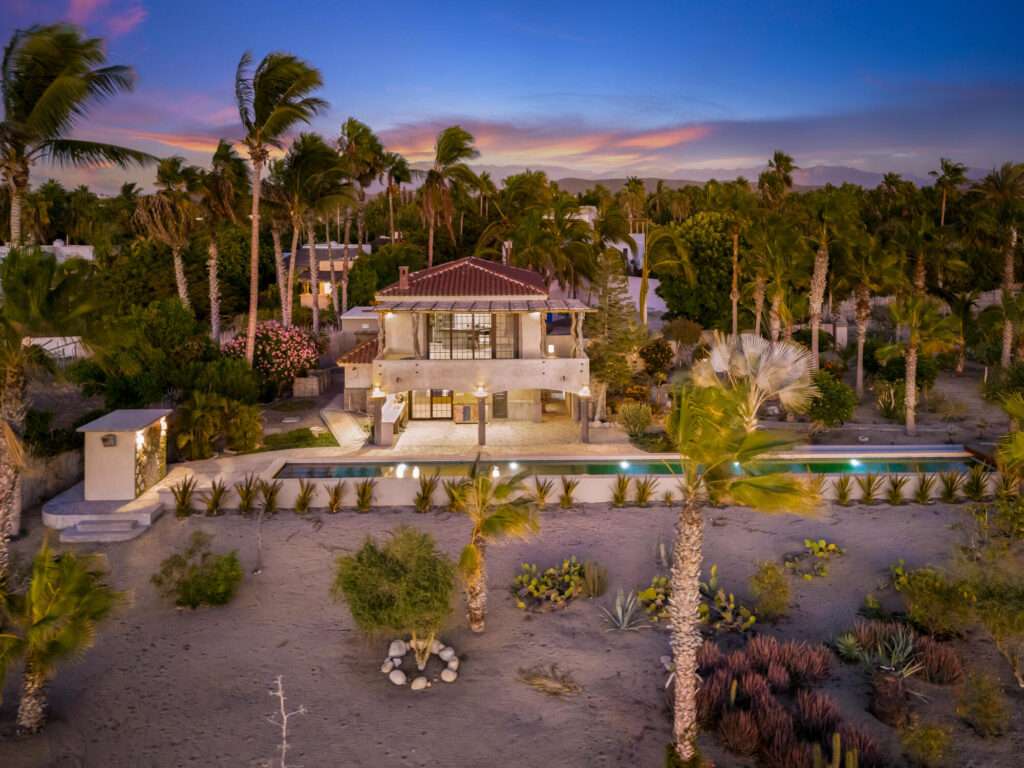 Cabo Luxury La Cachora This is the best beachfront property in the most affluent community in Todos Santos, La Cachora. This neighborhood boasts robust vegetation due to its proximity to the La Poza estuary. This property could be a remote end-of-road estate or as a development hub. Referring to for sale