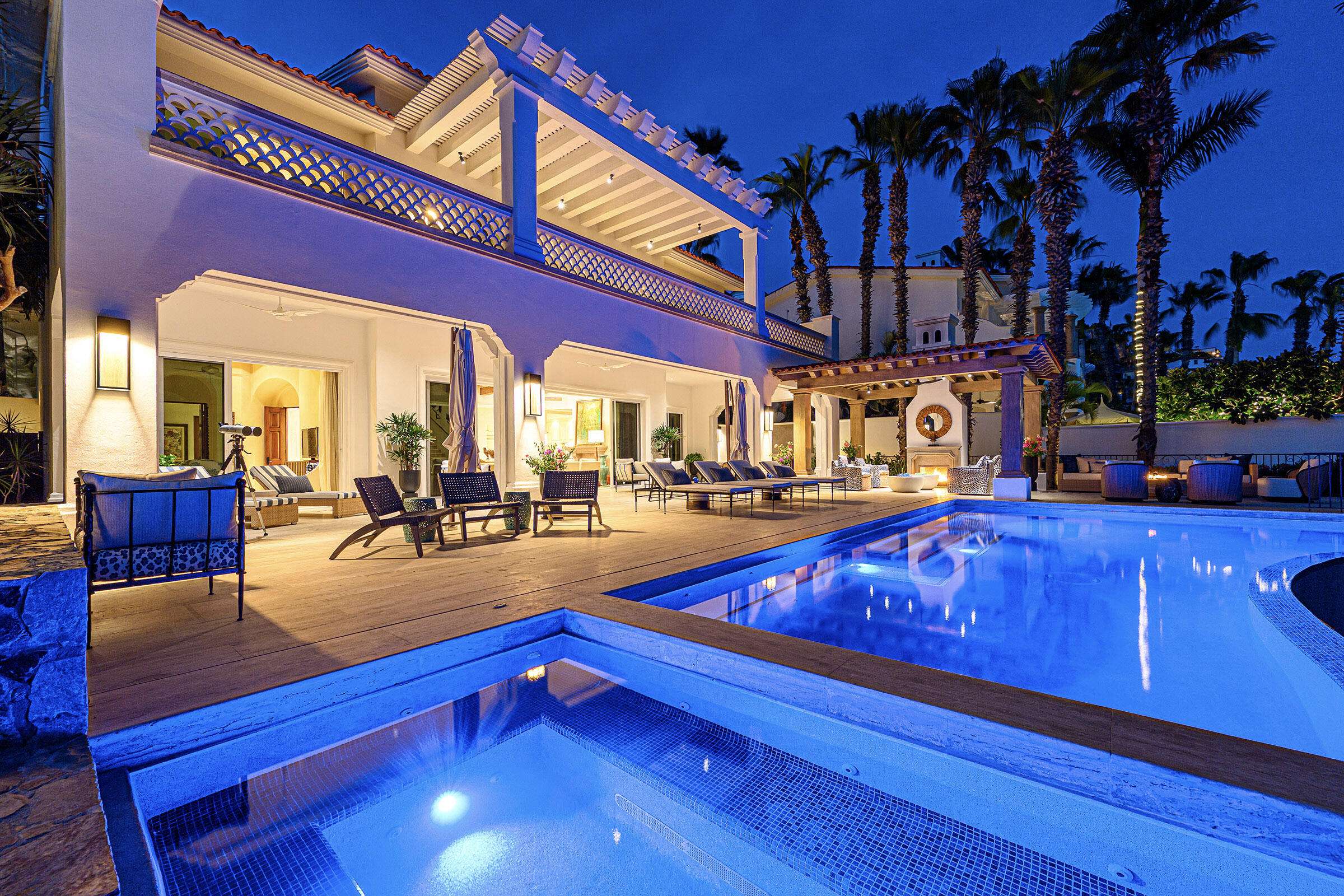 Cabo Luxury Oceano Baja Discover Casa Oceano, a stunning single-story fairway home in one of Los Cabos' most coveted communities. Prime location with for sale
