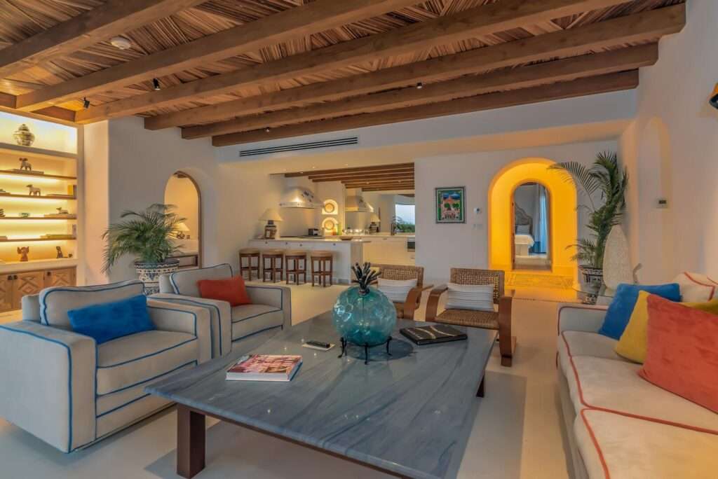 Cabo Luxury Las Ventanas Ultra-Luxury Penthouse with unmatched elegance at Las Ventanas. Experience the epitome of luxury living in this stunning 3 bdr, 3 & 2 1/2 baths, atop the prestigious Las Ventanas resort. Boasting an expansive 3,600 sq. ft. of A/C space with an additional 4,000 sq. ft. rooftop deck, this residence redefines grandeur. Breathtaking – Fresco 1 Km 15 Carr. Transp. Cabo-SJ, Cabo Corridor, BS