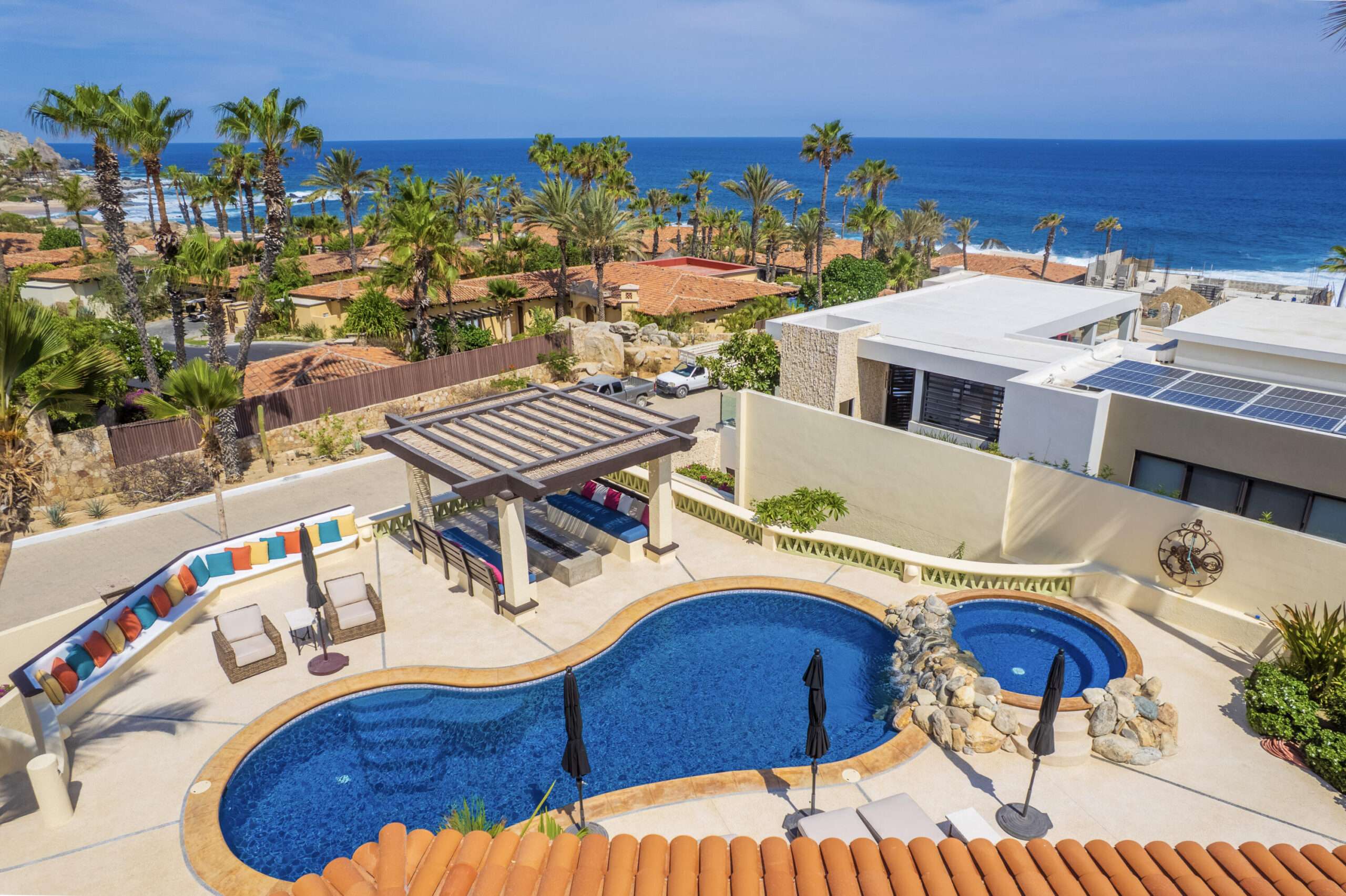 Cabo Luxury Santa Carmela Luxury turnkey estate located in the prestigious gated community of Santa Carmela. Beautiful protected ocean – Casa Alcaravan, Cabo San Lucas, BS